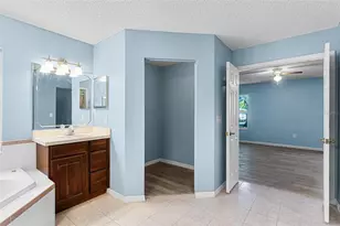 1009 Forest Breeze Path, Leesburg, FL 34748 - Photo 16