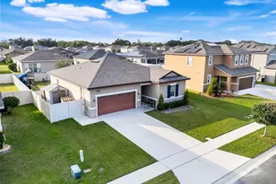 2330 Wadeview Loop, Saint Cloud, FL 34769 - Photo 4