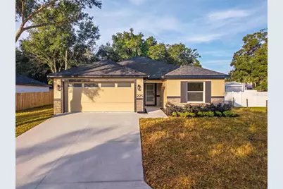 225 Hillside Avenue, Umatilla, FL 32784 - Photo 6