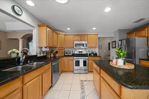 2574 Caribe Dr, The Villages, FL 32162 - Photo 14