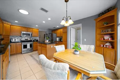 2574 Caribe Drive, The Villages, FL 32162 - Photo 16