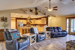 1765 E Co Rd 462, Wildwood, FL 34785 - Photo 4