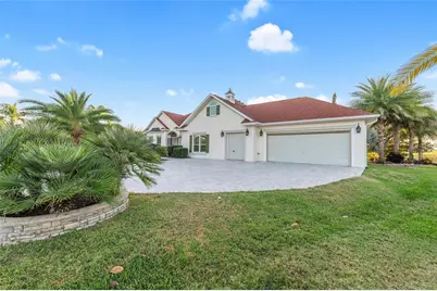 1345 Harley Circle, The Villages, FL 32162 - Photo 4