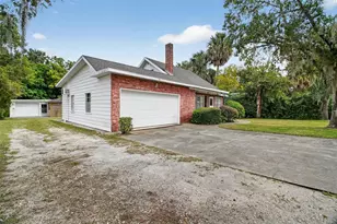 1803 E Orange Ave, Eustis, FL 32726 - Photo 2