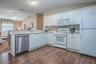 16905 SE 81st Ellerslie Ct, The Villages, FL 32162 - Photo 8