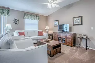 16905 SE 81st Ellerslie Ct, The Villages, FL 32162 - Photo 6