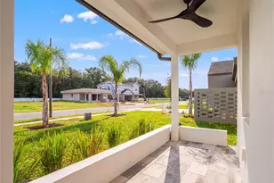423 Skyfield Ct, Lady Lake, FL 32159 - Photo 4