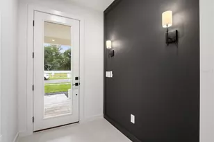 423 Skyfield Ct, Lady Lake, FL 32159 - Photo 6