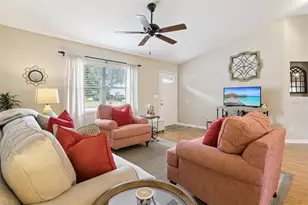 5641 Laver St, Leesburg, FL 34748 - Photo 8