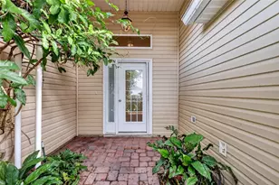 17035 SE 94th Berrien Ct, The Villages, FL 32162 - Photo 2