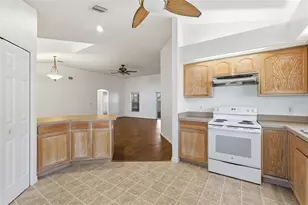 4650 Abaco Dr, Tavares, FL 32778 - Photo 12