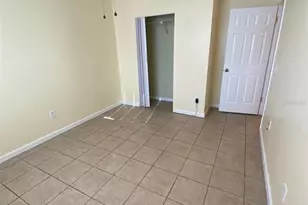 701 W Rosewood Ln, Tavares, FL 32778 - Photo 6