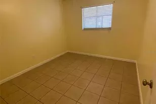 701 W Rosewood Ln, Tavares, FL 32778 - Photo 8