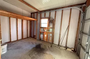 108 Winterberry Ave, Wildwood, FL 34785 - Photo 18