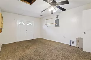 314 E Primrose Ln, Lady Lake, FL 32159 - Photo 20