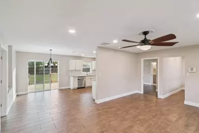 520 W Charlotte Avenue, Eustis, FL 32726 - Photo 12