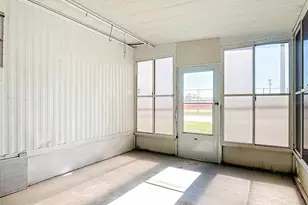 1043 Capella Dr, Tavares, FL 32778 - Photo 30