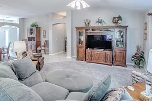 629 Hartley Pl, The Villages, FL 32162 - Photo 6