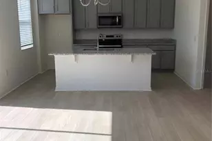 7201 Big Cedar Aly, Groveland, FL 34736 - Photo 2