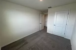 8381 Gower Trl, Wildwood, FL 34785 - Photo 12