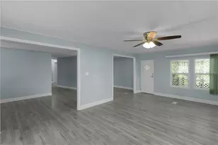 354 Ivanhoe Cir, Lady Lake, FL 32159 - Photo 16