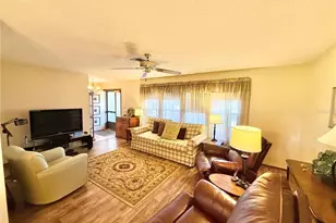 33312 Coventry Dr, Leesburg, FL 34788 - Photo 14