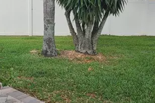 2847 Majestic Isle Dr, Clermont, FL 34711 - Photo 14