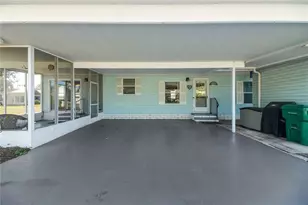 5229 Hartford Ln, Wildwood, FL 34785 - Photo 2