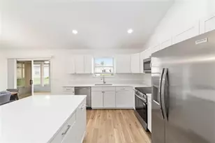 1312 Landeros Ln, The Villages, FL 32159 - Photo 14