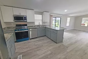 710 Coachman Dr, Leesburg, FL 34748 - Photo 6