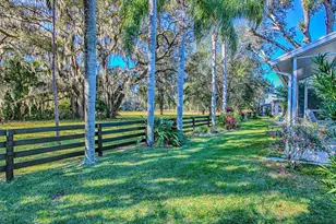 1216 Chaparral Dr, The Villages, FL 32159 - Photo 6