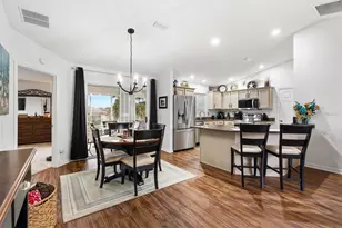 964 Kingmont Terrace, The Villages, FL 32162 - Photo 2
