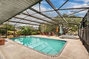 33719 Overton Dr, Leesburg, FL 34788 - Photo 2