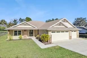 120 E Croton Way, Howey in the Hills, FL 34737 - Photo 2