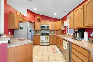 13330 Georgia Ave, Astatula, FL 34705 - Photo 4