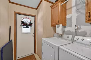 11911 Lane Park Rd, Tavares, FL 32778 - Photo 18