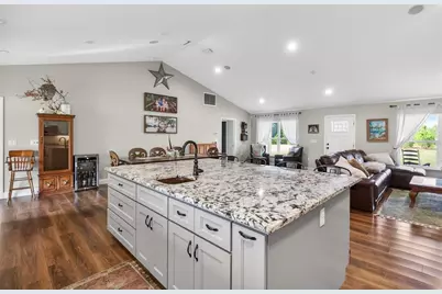 25214 Black Bear Lane, Eustis, FL 32736 - Photo 10