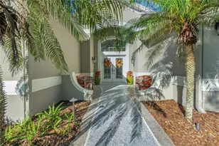 17600 SE 88th Covington Cir, The Villages, FL 32162 - Photo 4