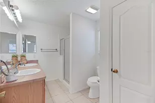 1203 Laurel Oak Ln, Lady Lake, FL 32159 - Photo 26