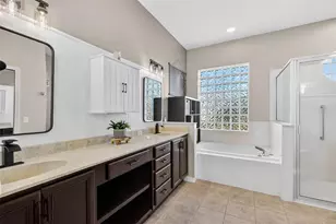 25501 Maurepas Ln, Leesburg, FL 34748 - Photo 12