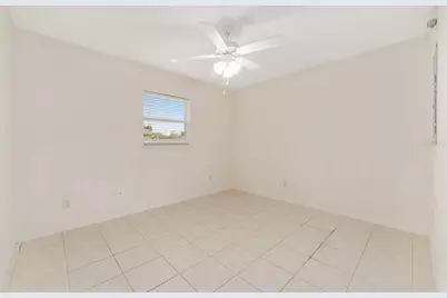 939 Dora Avenue, Tavares, FL 32778 - Photo 32