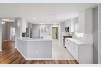 26821 Augusta Springs Circle, Leesburg, FL 34748 - Photo 12