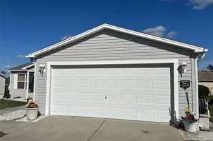 17635 SE 92nd Grantham Terrace, The Villages, FL 32162 - Photo 4