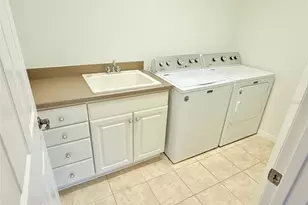 995 Joiner Pl, The Villages, FL 32162 - Photo 24