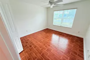 995 Joiner Pl, The Villages, FL 32162 - Photo 16