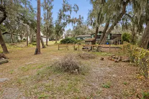 36149 E Spring Lake Blvd, Fruitland Park, FL 34731 - Photo 38