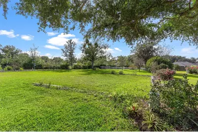 81 Twin Lake Circle, Umatilla, FL 32784 - Photo 48