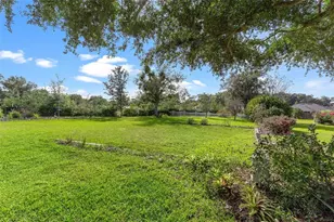 81 Twin Lake Cir, Umatilla, FL 32784 - Photo 48