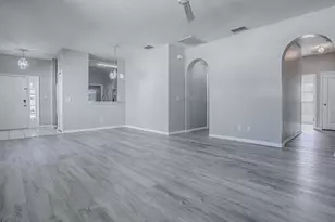 1321 Kellogg Dr, Tavares, FL 32778 - Photo 16