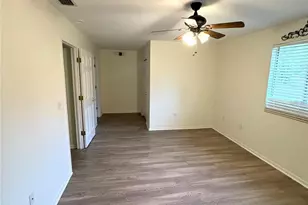 8954 SW 109th Ln, Ocala, FL 34481 - Photo 2